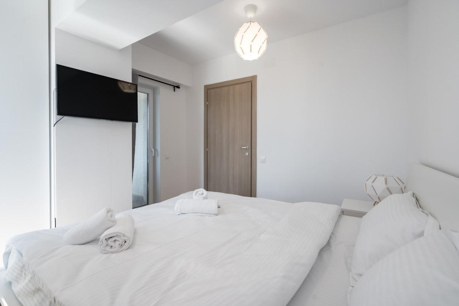 A Home Away - Politehnica Park Bukurešť Exteriér fotografie