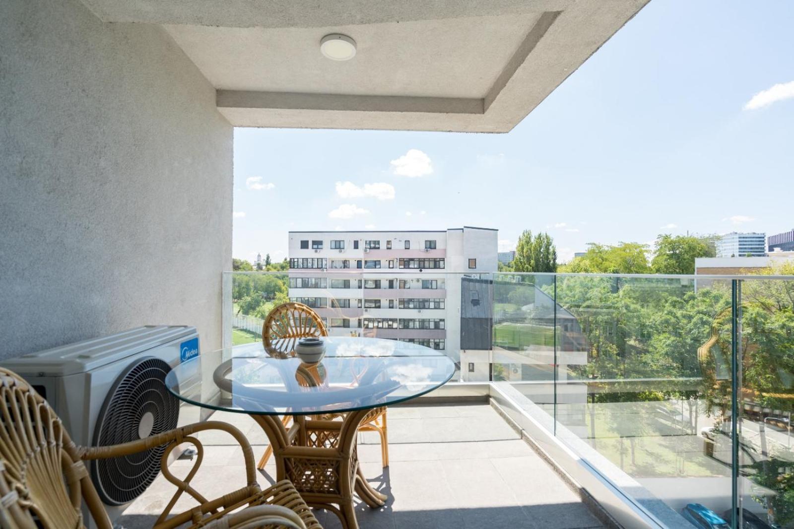 A Home Away - Politehnica Park Bukurešť Exteriér fotografie